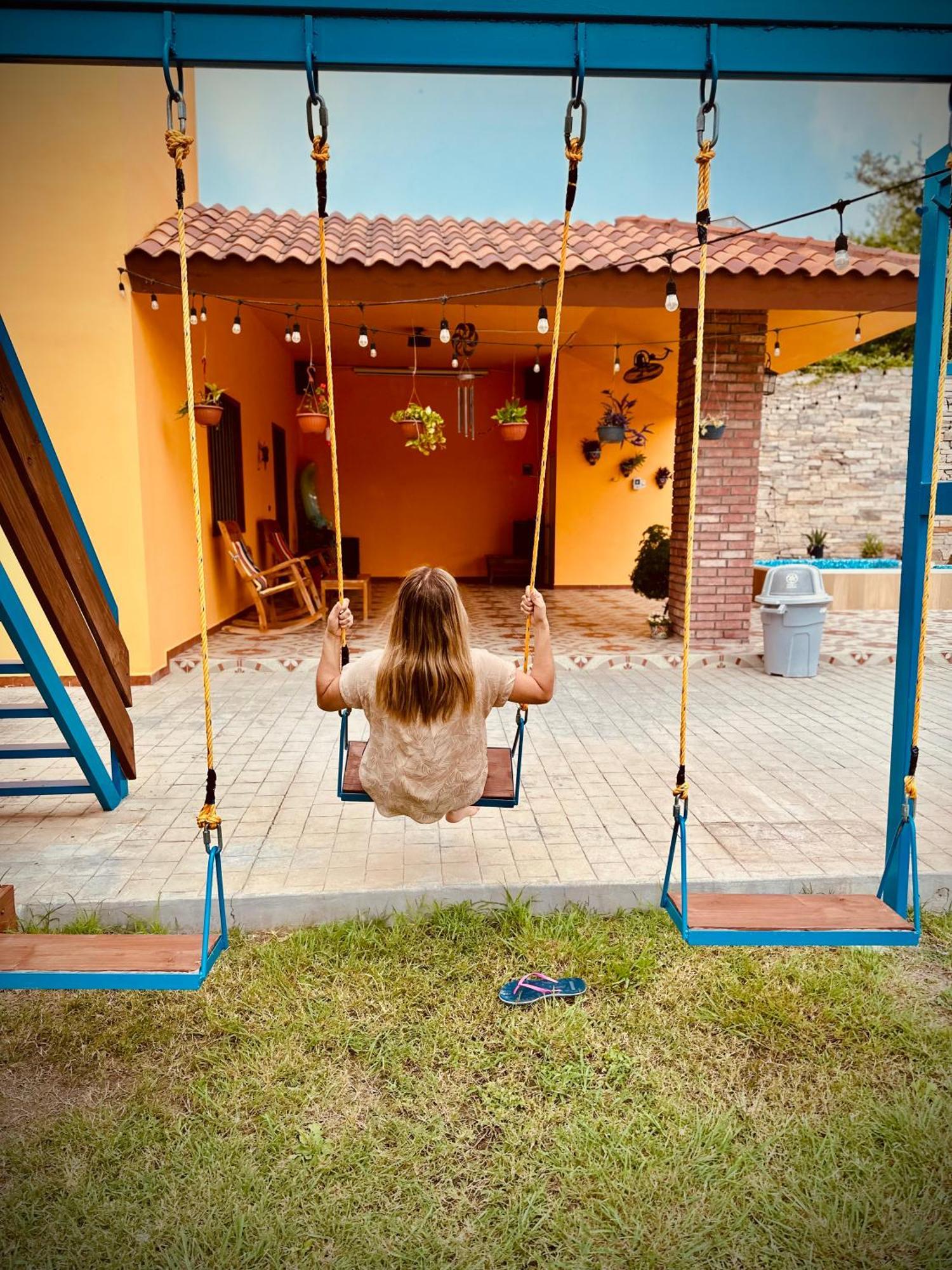 Casa Villa Antigua มอนเตโมเรลอส ภายนอก รูปภาพ